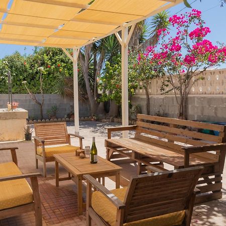 Amaris Mango Seafront Villa 格拉内利 外观 照片