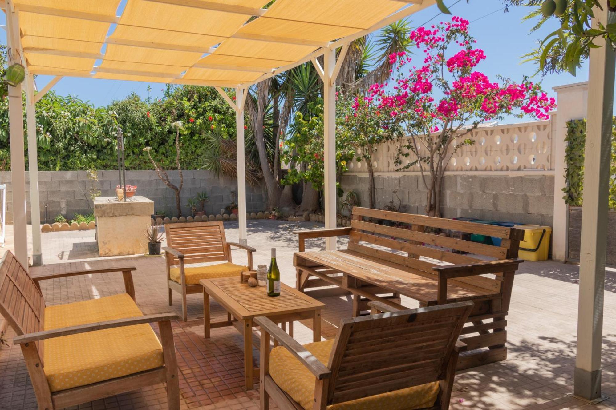 Amaris Mango Seafront Villa 格拉内利 外观 照片